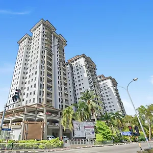 Apartment View Homestay: Balcony Near Jonker Street Malacca
